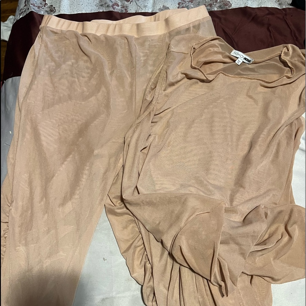 Two piece set